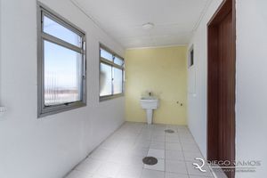 Image 17 - 181719