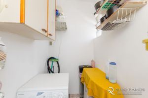 Image 18 - 181760