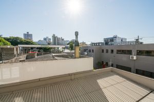 Image 10 - 181781