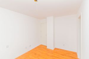 Image 12 - 181784