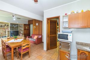 Image 23 - 181824