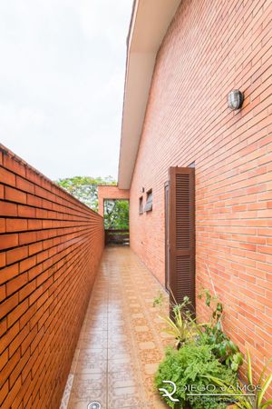 Image 30 - 181824