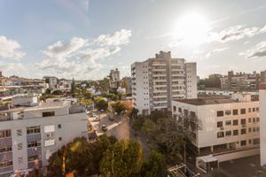 Image 17 - 181826