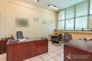 Image 22 - 181827