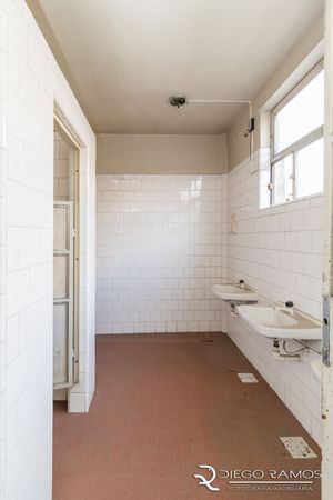 Image 13 - 181865
