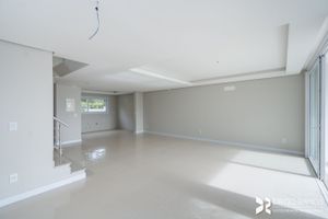 Image 3 - 182010