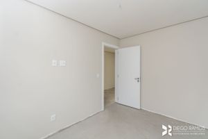 Image 30 - 182010