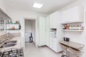 Image 30 - 182035
