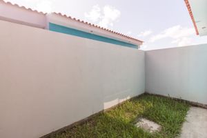 Image 11 - 182050