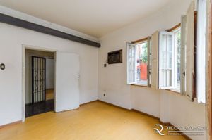 Image 1 - 182117