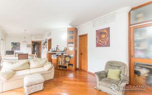 Image 3 - 182132