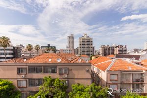 Image 10 - 182138