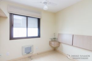 Image 10 - 182176