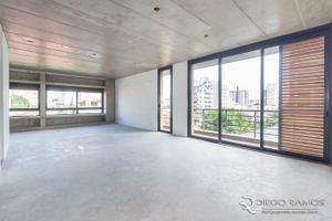 Image 16 - 182201