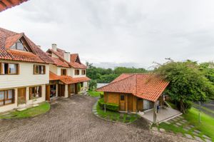 Image 19 - 182467
