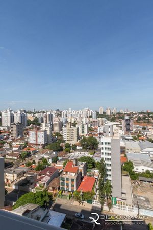 Image 22 - 182624