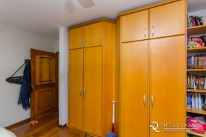 Image 30 - 182676