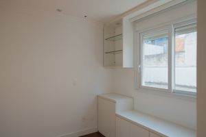 Image 22 - 182716