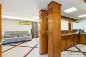 Image 35 - 182952