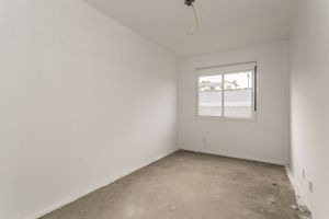 Image 4 - 183001