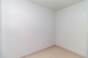 Image 7 - 183058