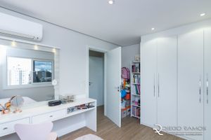 Image 10 - 183153