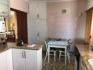 Image 23 - 183200