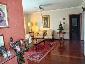 Image 3 - 183200