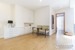 Image 19 - 183244