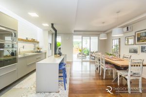 Image 43 - 183244