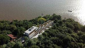 Image 11 - 183263