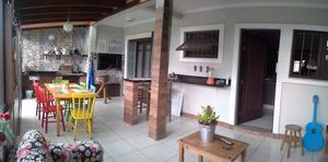 Image 27 - 183304