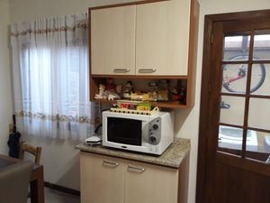 Image 24 - 183306