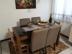 Image 19 - 183306