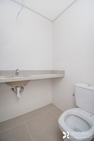 Image 19 - 183311