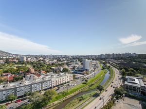 Image 6 - 183354