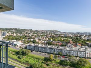 Image 15 - 183354