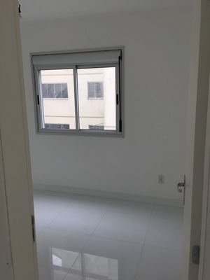 Image 3 - 183585