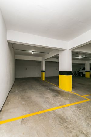 Image 32 - 183657