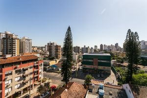 Image 19 - 183658