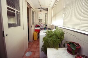 Image 34 - 183778
