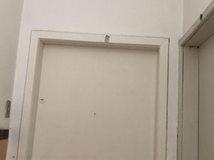 Image 12 - 183807