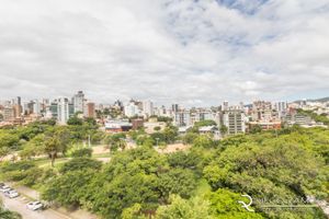 Image 18 - 183857