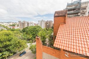 Image 27 - 183857