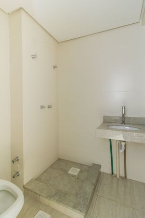 Image 28 - 183896