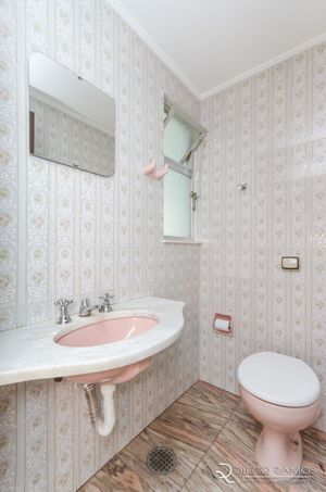 Image 7 - 183950