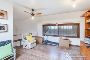 Image 34 - 184007