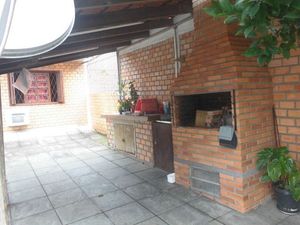 Image 17 - 184042