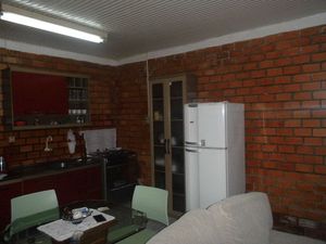 Image 30 - 184042