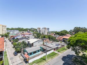 Image 4 - 184052